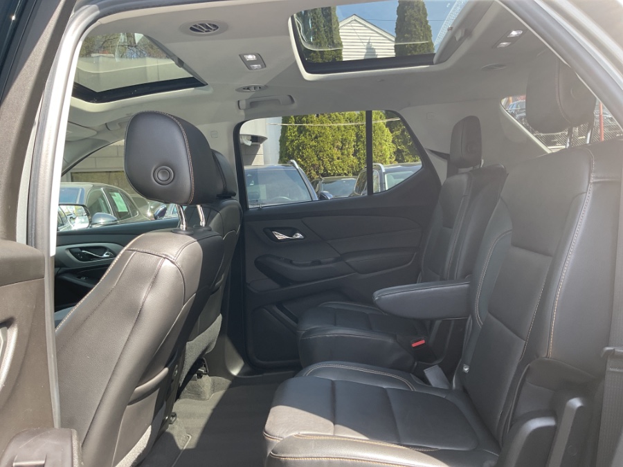 2018 Chevrolet Traverse AWD 4dr LT Leather w/3LT, available for sale in Waterbury, Connecticut | Jim Juliani Motors. Waterbury, Connecticut 2018 Chevrolet Traverse AWD 4dr LT Leather w/3LT, available for sale in Waterbury, Connecticut | Jim Juliani Motors. Waterbury, Connecticut