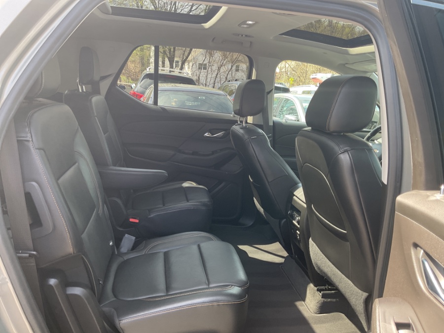 2018 Chevrolet Traverse AWD 4dr LT Leather w/3LT, available for sale in Waterbury, Connecticut | Jim Juliani Motors. Waterbury, Connecticut 2018 Chevrolet Traverse AWD 4dr LT Leather w/3LT, available for sale in Waterbury, Connecticut | Jim Juliani Motors. Waterbury, Connecticut