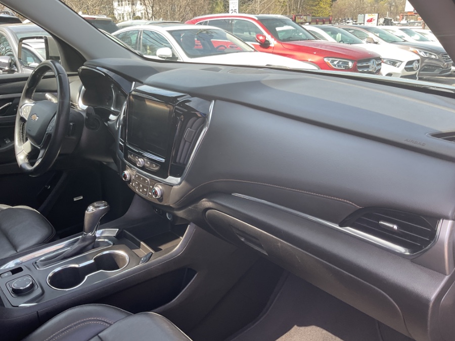 2018 Chevrolet Traverse AWD 4dr LT Leather w/3LT, available for sale in Waterbury, Connecticut | Jim Juliani Motors. Waterbury, Connecticut 2018 Chevrolet Traverse AWD 4dr LT Leather w/3LT, available for sale in Waterbury, Connecticut | Jim Juliani Motors. Waterbury, Connecticut