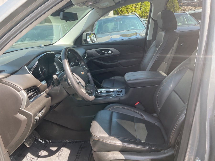 2018 Chevrolet Traverse AWD 4dr LT Leather w/3LT, available for sale in Waterbury, Connecticut | Jim Juliani Motors. Waterbury, Connecticut 2018 Chevrolet Traverse AWD 4dr LT Leather w/3LT, available for sale in Waterbury, Connecticut | Jim Juliani Motors. Waterbury, Connecticut
