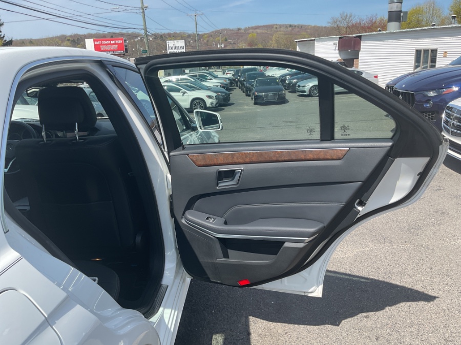 2015 Mercedes-Benz E-Class 4dr Sdn E 350 Luxury 4MATIC, available for sale in Waterbury, Connecticut | Jim Juliani Motors. Waterbury, Connecticut 2015 Mercedes-Benz E-Class 4dr Sdn E 350 Luxury 4MATIC, available for sale in Waterbury, Connecticut | Jim Juliani Motors. Waterbury, Connecticut