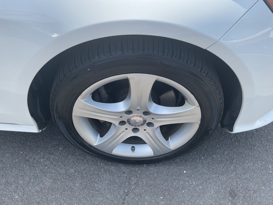 2015 Mercedes-Benz E-Class 4dr Sdn E 350 Luxury 4MATIC, available for sale in Waterbury, Connecticut | Jim Juliani Motors. Waterbury, Connecticut 2015 Mercedes-Benz E-Class 4dr Sdn E 350 Luxury 4MATIC, available for sale in Waterbury, Connecticut | Jim Juliani Motors. Waterbury, Connecticut