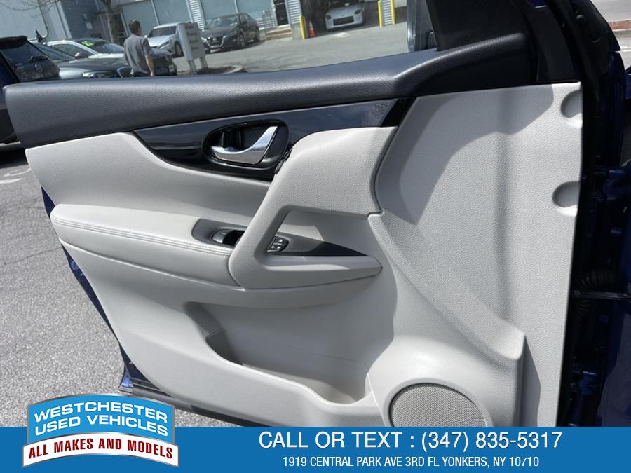 2022 Nissan Rogue Sport SL, available for sale in Yonkers, New York | Apex Westchester Used Vehicles. Yonkers, New York 2022 Nissan Rogue Sport SL, available for sale in Yonkers, New York | Apex Westchester Used Vehicles. Yonkers, New York