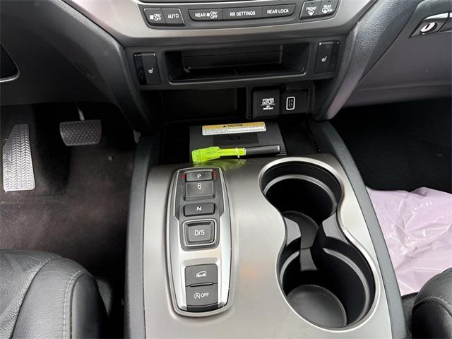 2021 Honda Pilot Special Edition, available for sale in Stratford, Connecticut | Wiz Leasing Inc. Stratford, Connecticut 2021 Honda Pilot Special Edition, available for sale in Stratford, Connecticut | Wiz Leasing Inc. Stratford, Connecticut
