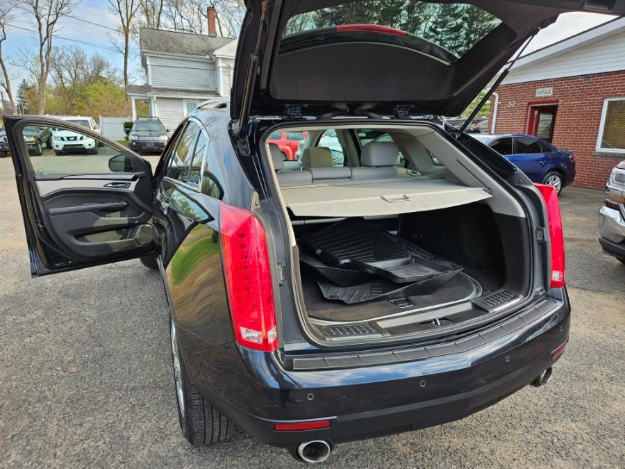 2014 Cadillac SRX AWD 4dr Luxury Collection, available for sale in East Windsor, Connecticut | Toro Auto. East Windsor, Connecticut 2014 Cadillac SRX AWD 4dr Luxury Collection, available for sale in East Windsor, Connecticut | Toro Auto. East Windsor, Connecticut