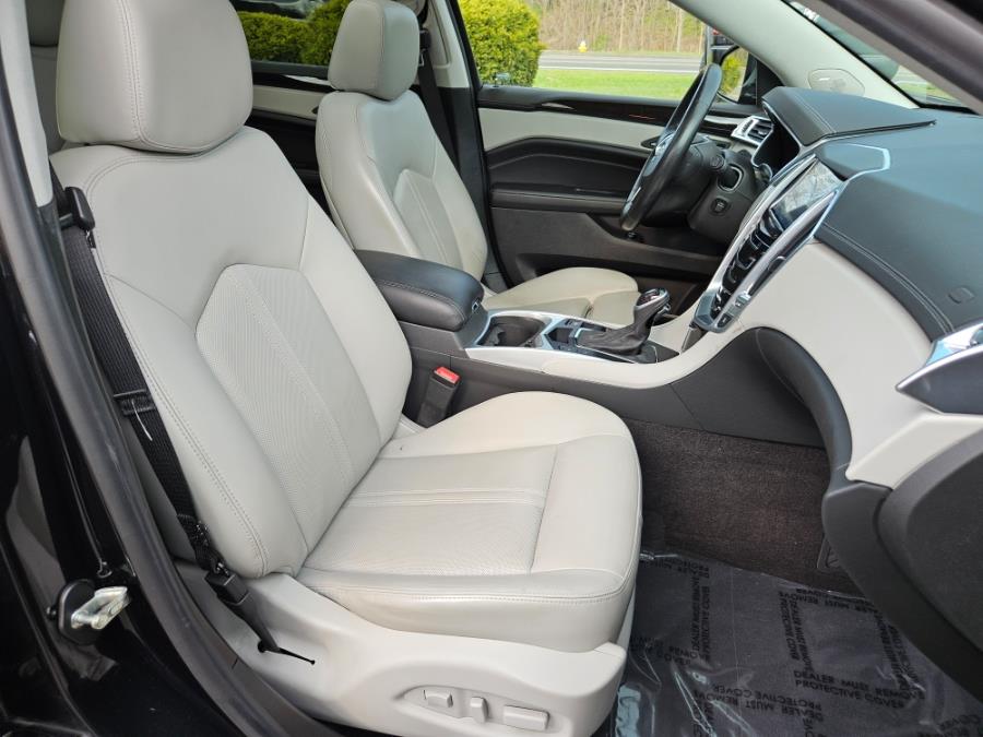 2014 Cadillac SRX AWD 4dr Luxury Collection, available for sale in East Windsor, Connecticut | Toro Auto. East Windsor, Connecticut 2014 Cadillac SRX AWD 4dr Luxury Collection, available for sale in East Windsor, Connecticut | Toro Auto. East Windsor, Connecticut