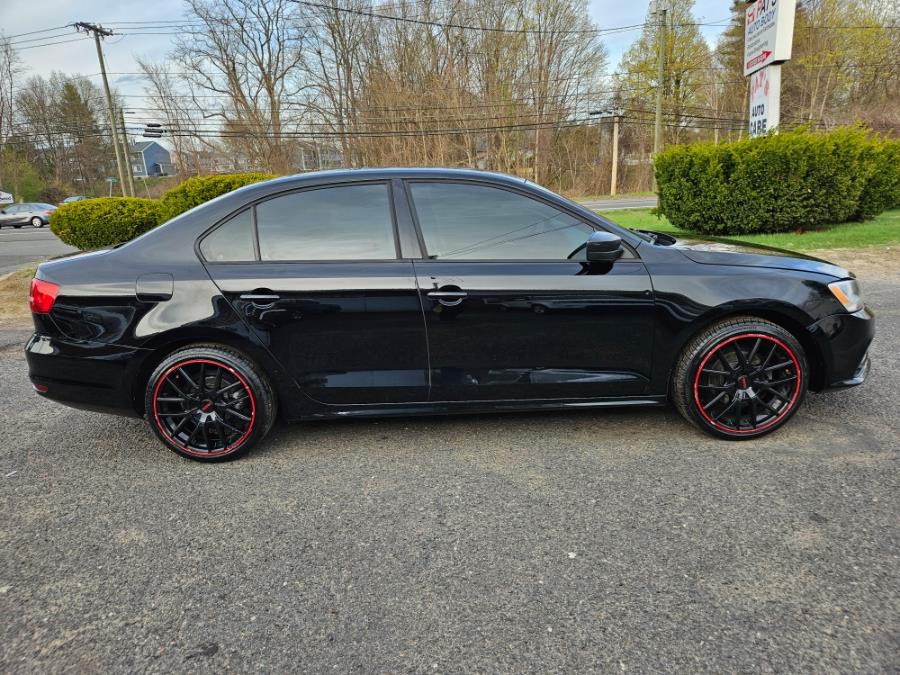 2015 Volkswagen Jetta Sedan 4dr Auto 2.0L SE, available for sale in East Windsor, Connecticut | Toro Auto. East Windsor, Connecticut 2015 Volkswagen Jetta Sedan 4dr Auto 2.0L SE, available for sale in East Windsor, Connecticut | Toro Auto. East Windsor, Connecticut