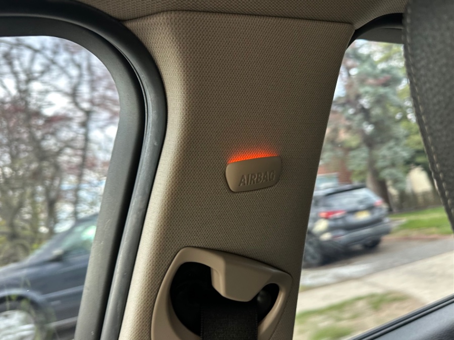 2013 BMW 328 Xdrive awd modern line, available for sale in White Plains, New York | Island auto wholesale. White Plains, New York 2013 BMW 328 Xdrive awd modern line, available for sale in White Plains, New York | Island auto wholesale. White Plains, New York