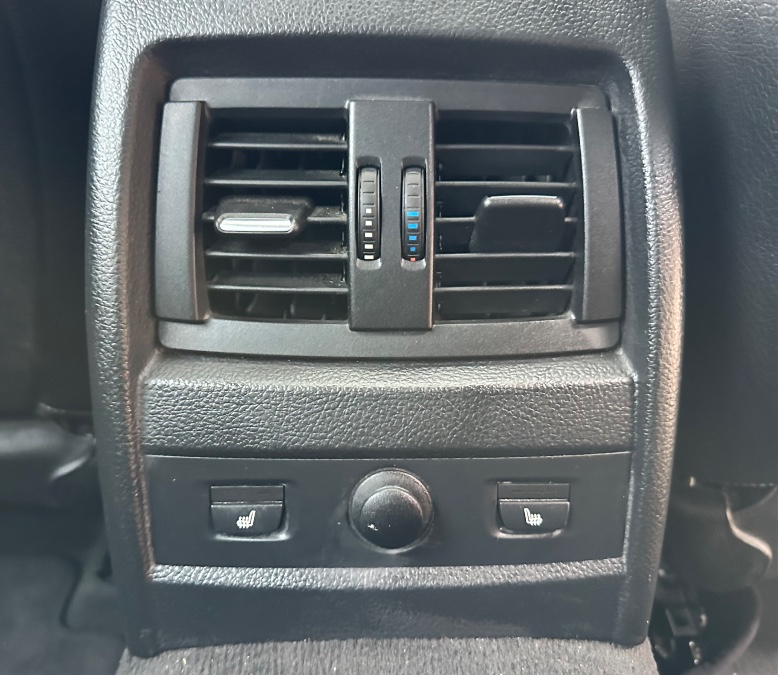 2013 BMW 328 Xdrive awd modern line, available for sale in White Plains, New York | Island auto wholesale. White Plains, New York 2013 BMW 328 Xdrive awd modern line, available for sale in White Plains, New York | Island auto wholesale. White Plains, New York