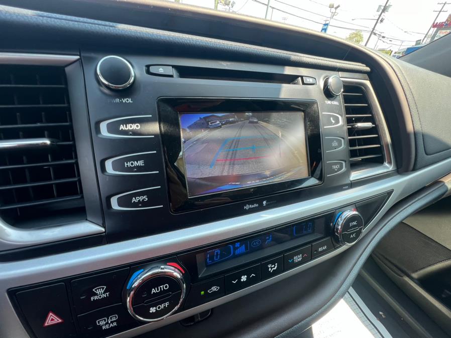 2015 Toyota Highlander AWD 4dr V6 LE (Natl), available for sale in Lodi, New Jersey | Route 46 Auto Sales Inc. Lodi, New Jersey 2015 Toyota Highlander AWD 4dr V6 LE (Natl), available for sale in Lodi, New Jersey | Route 46 Auto Sales Inc. Lodi, New Jersey