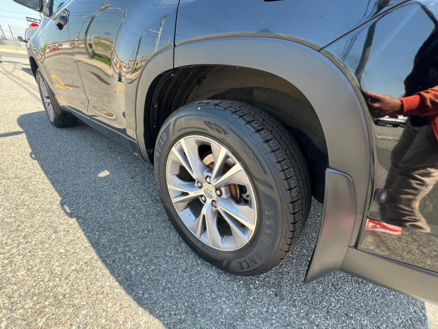 2015 Toyota Highlander AWD 4dr V6 LE (Natl), available for sale in Lodi, New Jersey | Route 46 Auto Sales Inc. Lodi, New Jersey 2015 Toyota Highlander AWD 4dr V6 LE (Natl), available for sale in Lodi, New Jersey | Route 46 Auto Sales Inc. Lodi, New Jersey