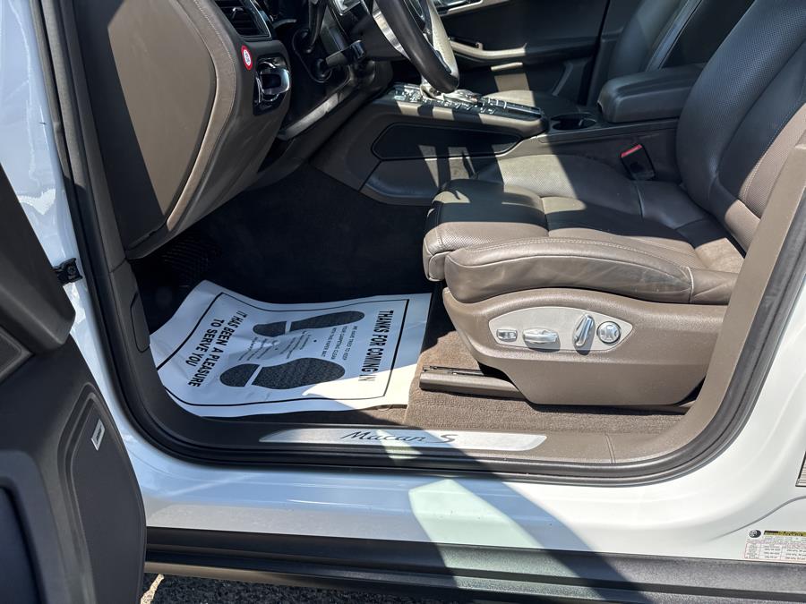 2018 PORSCHE MACAN S AWD S AWD, available for sale in Milford, Connecticut | Superior Motors LLC. Milford, Connecticut 2018 PORSCHE MACAN S AWD S AWD, available for sale in Milford, Connecticut | Superior Motors LLC. Milford, Connecticut