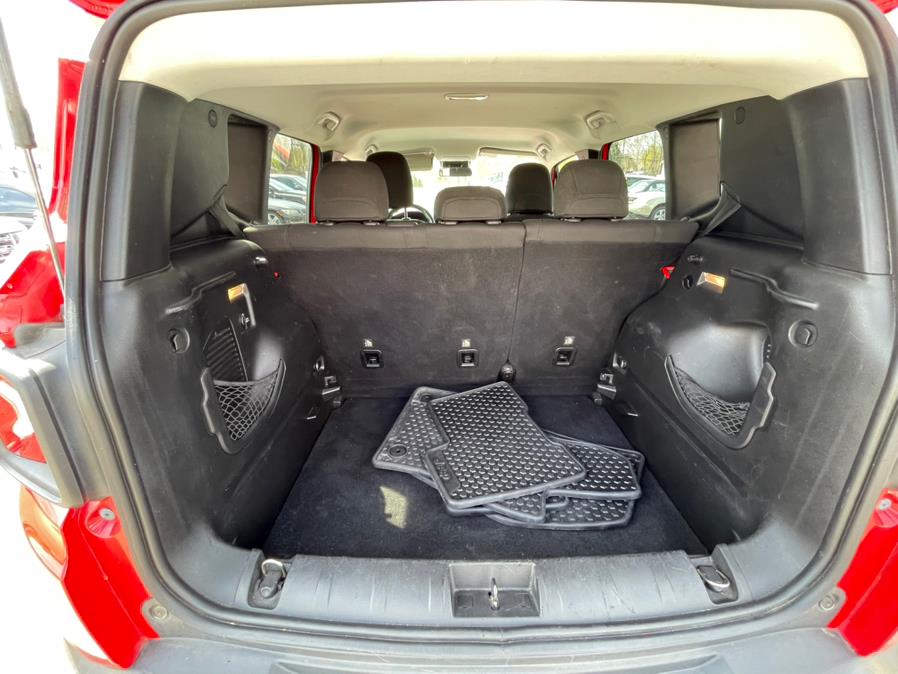 2017 Jeep Renegade Latitude 4x4, available for sale in North Branford, Connecticut | CarHavn. North Branford, Connecticut 2017 Jeep Renegade Latitude 4x4, available for sale in North Branford, Connecticut | CarHavn. North Branford, Connecticut