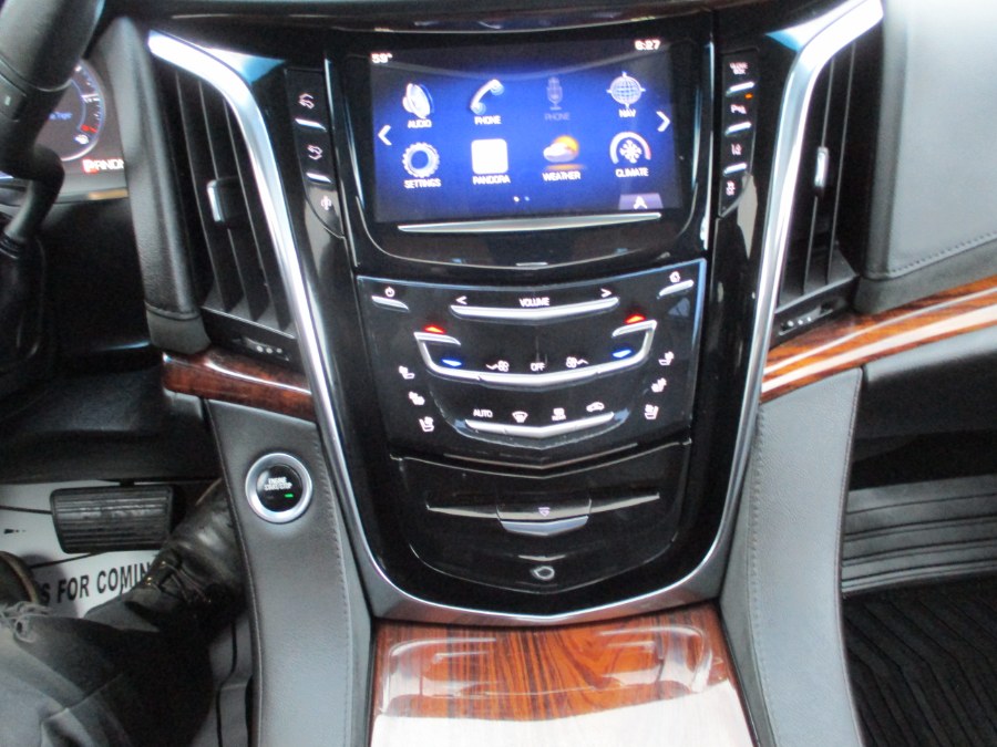 2015 Cadillac Escalade ESV 4WD 4dr Luxury, available for sale in Suffield, Connecticut | Suffield Auto LLC. Suffield, Connecticut 2015 Cadillac Escalade ESV 4WD 4dr Luxury, available for sale in Suffield, Connecticut | Suffield Auto LLC. Suffield, Connecticut