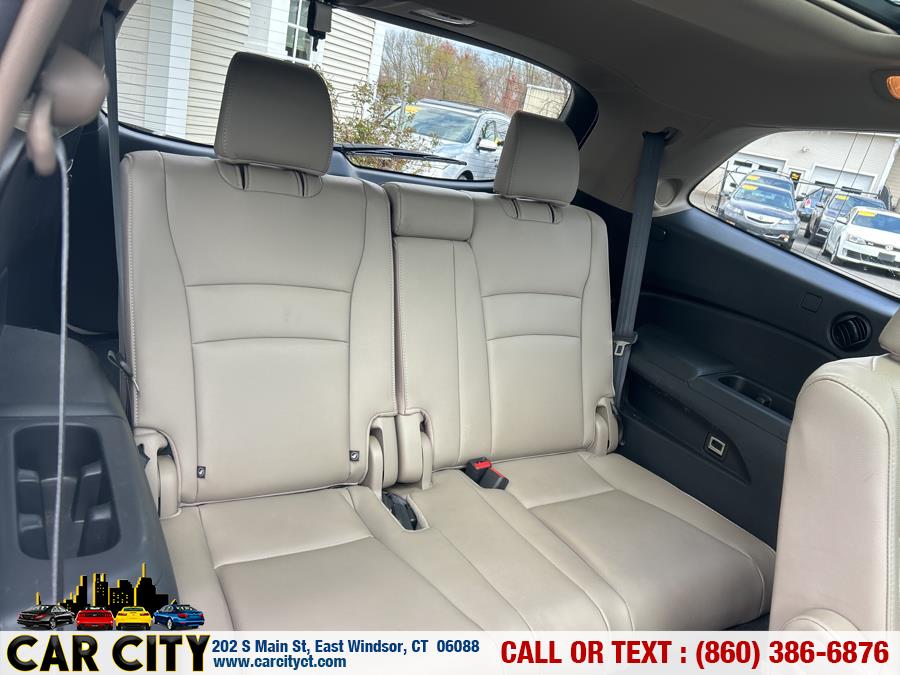 2017 Honda Pilot Elite AWD, available for sale in East Windsor, Connecticut | Car City LLC. East Windsor, Connecticut 2017 Honda Pilot Elite AWD, available for sale in East Windsor, Connecticut | Car City LLC. East Windsor, Connecticut