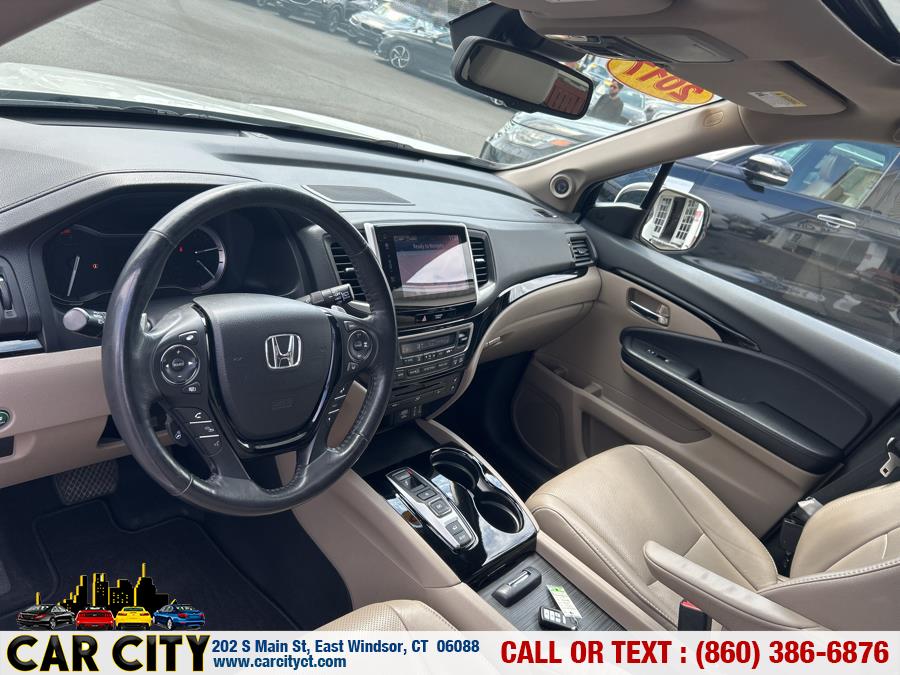 2017 Honda Pilot Elite AWD, available for sale in East Windsor, Connecticut | Car City LLC. East Windsor, Connecticut 2017 Honda Pilot Elite AWD, available for sale in East Windsor, Connecticut | Car City LLC. East Windsor, Connecticut