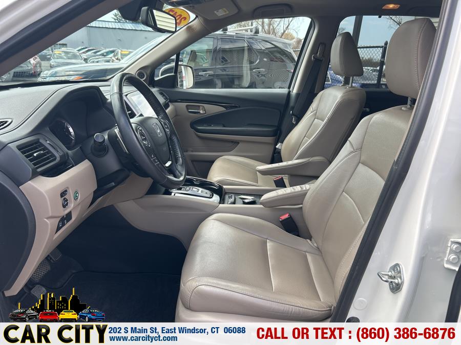 2017 Honda Pilot Elite AWD, available for sale in East Windsor, Connecticut | Car City LLC. East Windsor, Connecticut 2017 Honda Pilot Elite AWD, available for sale in East Windsor, Connecticut | Car City LLC. East Windsor, Connecticut