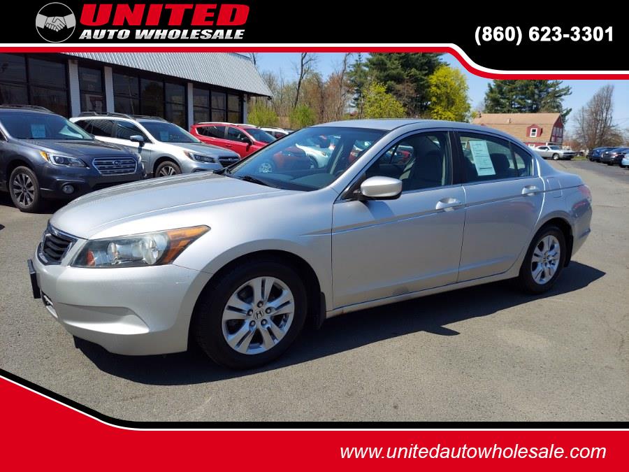 Used 2010 Honda Accord Sdn in East Windsor, Connecticut | United Auto Sales of E Windsor, Inc. East Windsor, Connecticut