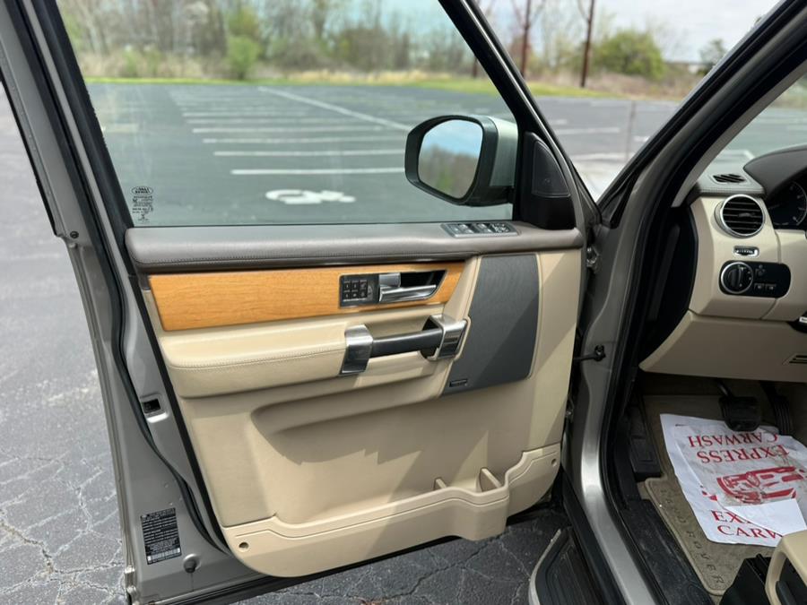 2014 Land Rover LR4 4WD 4dr LUX, available for sale in East Windsor, Connecticut | STS Automotive. East Windsor, Connecticut 2014 Land Rover LR4 4WD 4dr LUX, available for sale in East Windsor, Connecticut | STS Automotive. East Windsor, Connecticut