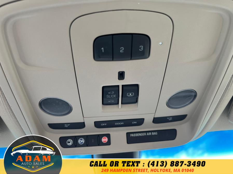 2014 Cadillac XTS 4dr Sdn Luxury FWD, available for sale in Holyoke, Massachusetts | Adam Auto Sales. Holyoke, Massachusetts 2014 Cadillac XTS 4dr Sdn Luxury FWD, available for sale in Holyoke, Massachusetts | Adam Auto Sales. Holyoke, Massachusetts
