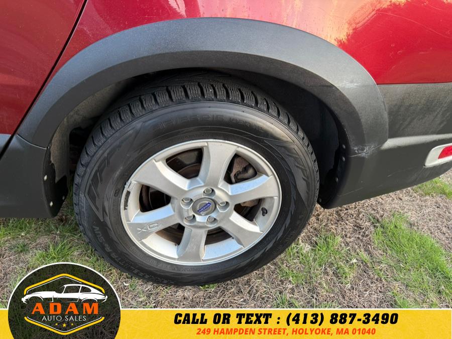 2009 Volvo XC70 4dr Wgn 3.2L w/Sunroof, available for sale in Holyoke, Massachusetts | Adam Auto Sales. Holyoke, Massachusetts 2009 Volvo XC70 4dr Wgn 3.2L w/Sunroof, available for sale in Holyoke, Massachusetts | Adam Auto Sales. Holyoke, Massachusetts