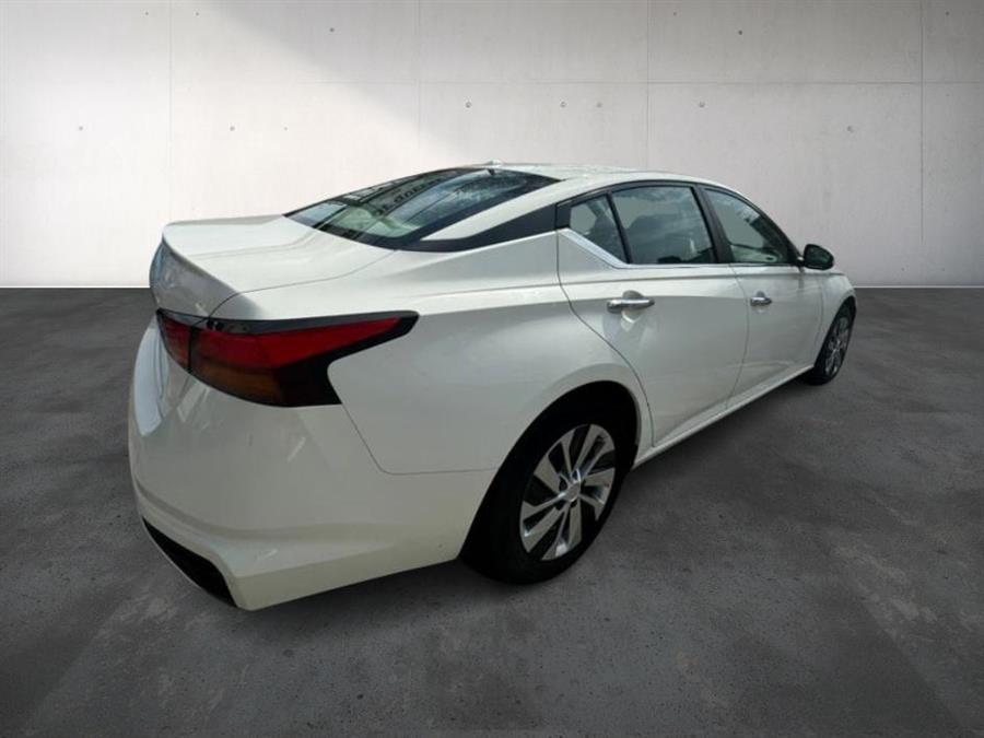 2020 Nissan Altima 25 S Sedan, available for sale in Long Island City, New York | Luxury Of Queens. Long Island City, New York 2020 Nissan Altima 25 S Sedan, available for sale in Long Island City, New York | Luxury Of Queens. Long Island City, New York