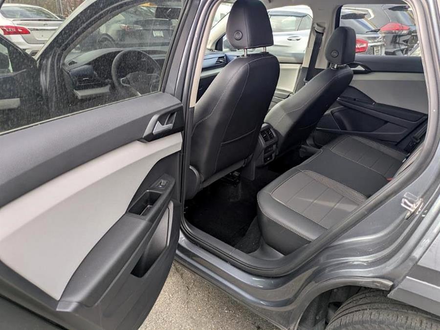2022 Volkswagen Taos SE FWD, available for sale in Long Island City, New York | Luxury Of Queens. Long Island City, New York 2022 Volkswagen Taos SE FWD, available for sale in Long Island City, New York | Luxury Of Queens. Long Island City, New York