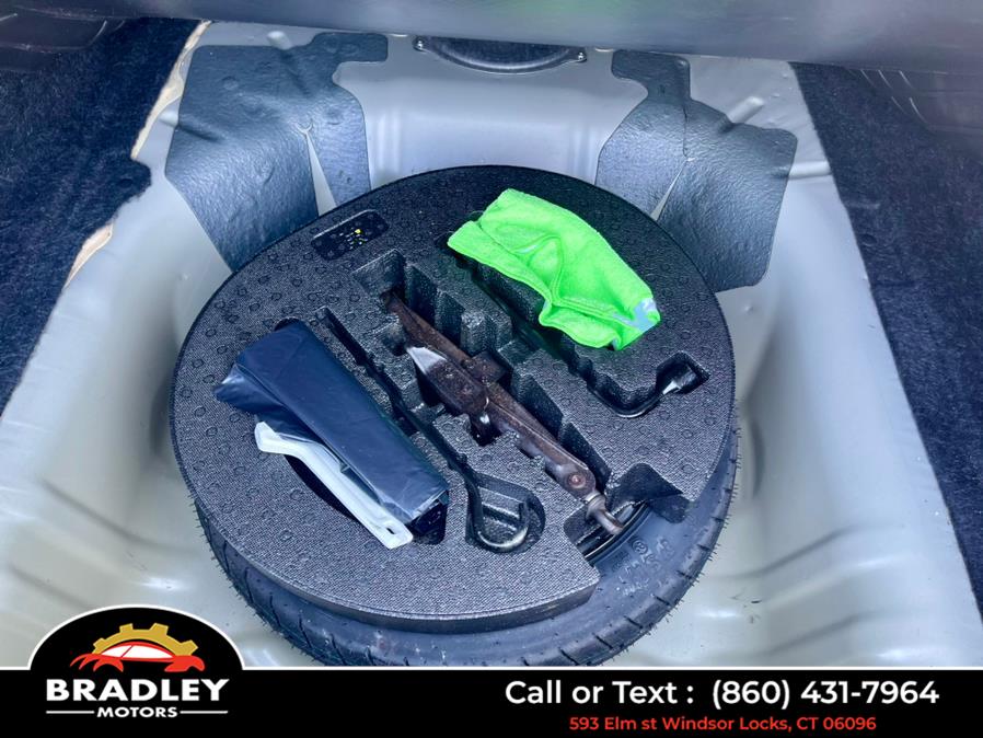 2009 Honda Civic LX, available for sale in Windsor Locks, Connecticut | Bradley Motors Inc. Windsor Locks, Connecticut 2009 Honda Civic LX, available for sale in Windsor Locks, Connecticut | Bradley Motors Inc. Windsor Locks, Connecticut