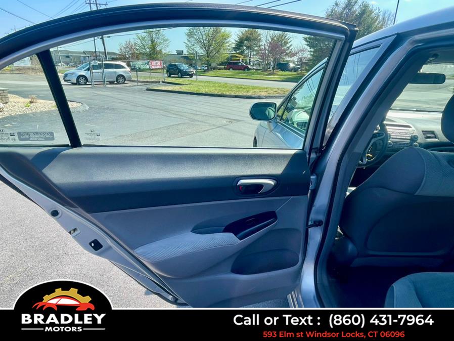 2009 Honda Civic LX, available for sale in Windsor Locks, Connecticut | Bradley Motors Inc. Windsor Locks, Connecticut 2009 Honda Civic LX, available for sale in Windsor Locks, Connecticut | Bradley Motors Inc. Windsor Locks, Connecticut