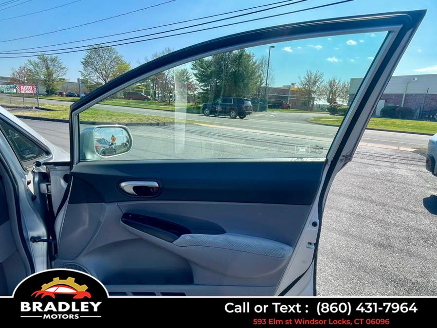 2009 Honda Civic LX, available for sale in Windsor Locks, Connecticut | Bradley Motors Inc. Windsor Locks, Connecticut 2009 Honda Civic LX, available for sale in Windsor Locks, Connecticut | Bradley Motors Inc. Windsor Locks, Connecticut