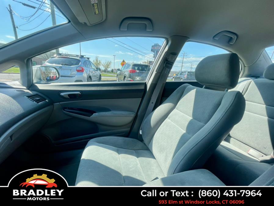 2009 Honda Civic LX, available for sale in Windsor Locks, Connecticut | Bradley Motors Inc. Windsor Locks, Connecticut 2009 Honda Civic LX, available for sale in Windsor Locks, Connecticut | Bradley Motors Inc. Windsor Locks, Connecticut