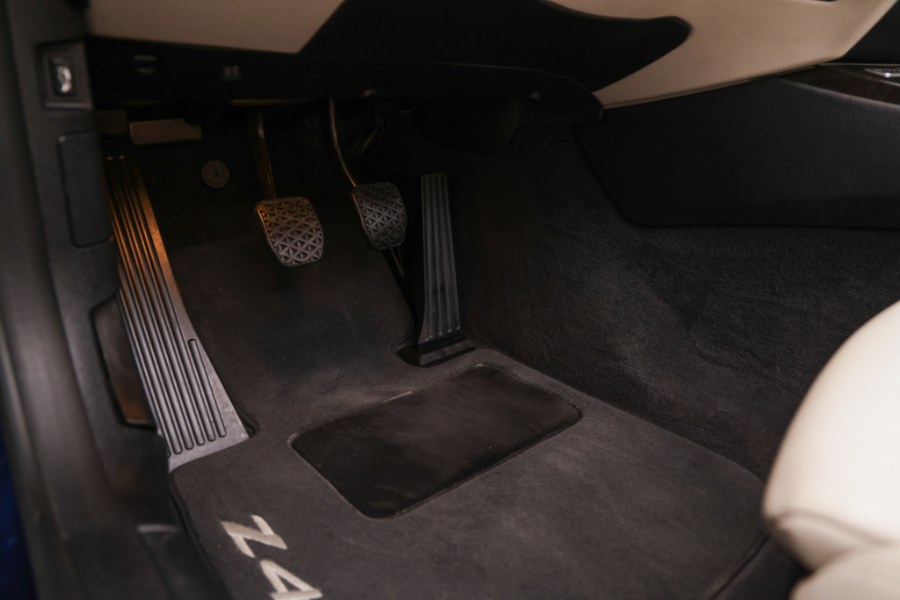 2011 BMW Z4 2dr Roadster sDrive35i, available for sale in North Salem, New York | Meccanic Shop North Inc. North Salem, New York 2011 BMW Z4 2dr Roadster sDrive35i, available for sale in North Salem, New York | Meccanic Shop North Inc. North Salem, New York