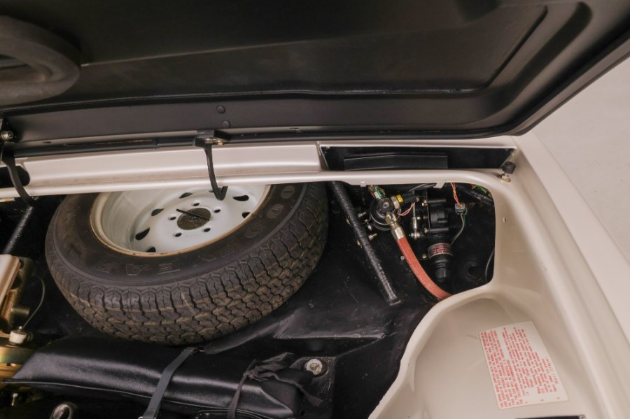 1988 Lotus Espirit Turbo, available for sale in North Salem, New York | Meccanic Shop North Inc. North Salem, New York 1988 Lotus Espirit Turbo, available for sale in North Salem, New York | Meccanic Shop North Inc. North Salem, New York