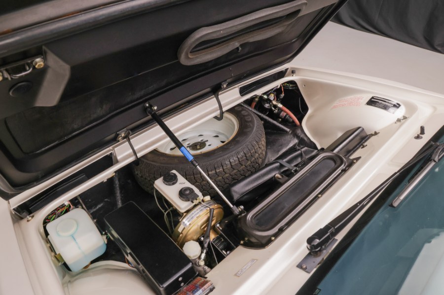 1988 Lotus Espirit Turbo, available for sale in North Salem, New York | Meccanic Shop North Inc. North Salem, New York 1988 Lotus Espirit Turbo, available for sale in North Salem, New York | Meccanic Shop North Inc. North Salem, New York