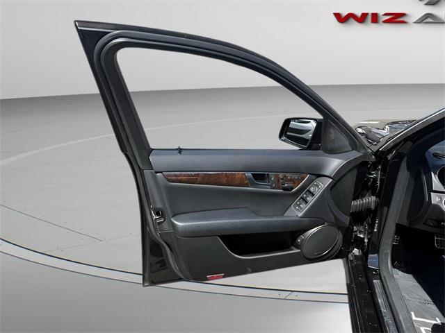 2014 Mercedes-benz C-class C 300, available for sale in Stratford, Connecticut | Wiz Leasing Inc. Stratford, Connecticut 2014 Mercedes-benz C-class C 300, available for sale in Stratford, Connecticut | Wiz Leasing Inc. Stratford, Connecticut