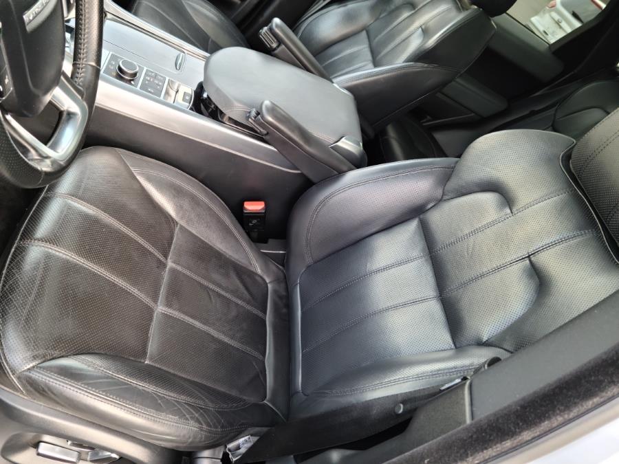 2014 Land Rover Range Rover Sport 4WD 4dr HSE, available for sale in Milford, Connecticut | Chip's Auto Sales Inc. Milford, Connecticut 2014 Land Rover Range Rover Sport 4WD 4dr HSE, available for sale in Milford, Connecticut | Chip's Auto Sales Inc. Milford, Connecticut