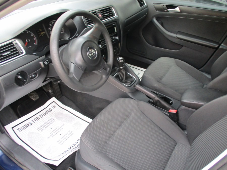 2014 Volkswagen Jetta Sedan 4dr Man S, available for sale in Meriden, Connecticut | Cos Central Auto. Meriden, Connecticut 2014 Volkswagen Jetta Sedan 4dr Man S, available for sale in Meriden, Connecticut | Cos Central Auto. Meriden, Connecticut