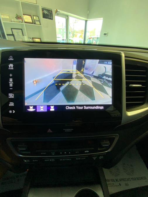 2017 Honda Pilot EX-L AWD, available for sale in Hartford, Connecticut | Franklin Motors Auto Sales LLC. Hartford, Connecticut 2017 Honda Pilot EX-L AWD, available for sale in Hartford, Connecticut | Franklin Motors Auto Sales LLC. Hartford, Connecticut