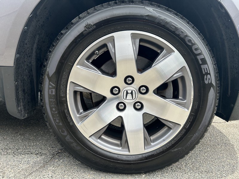 2015 Honda Pilot 4WD 4dr Touring w/RES & Navi, available for sale in West Springfield, Massachusetts | Union Street Auto Sales. West Springfield, Massachusetts 2015 Honda Pilot 4WD 4dr Touring w/RES & Navi, available for sale in West Springfield, Massachusetts | Union Street Auto Sales. West Springfield, Massachusetts