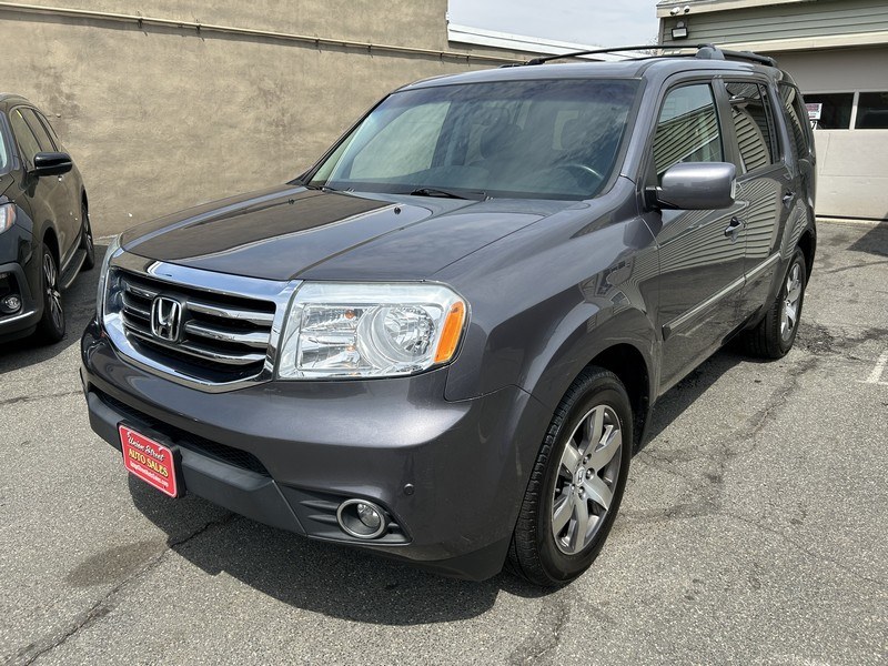 2015 Honda Pilot 4WD 4dr Touring w/RES & Navi, available for sale in West Springfield, Massachusetts | Union Street Auto Sales. West Springfield, Massachusetts 2015 Honda Pilot 4WD 4dr Touring w/RES & Navi, available for sale in West Springfield, Massachusetts | Union Street Auto Sales. West Springfield, Massachusetts