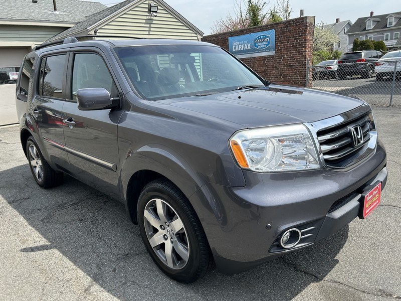 2015 Honda Pilot 4WD 4dr Touring w/RES & Navi, available for sale in West Springfield, Massachusetts | Union Street Auto Sales. West Springfield, Massachusetts 2015 Honda Pilot 4WD 4dr Touring w/RES & Navi, available for sale in West Springfield, Massachusetts | Union Street Auto Sales. West Springfield, Massachusetts