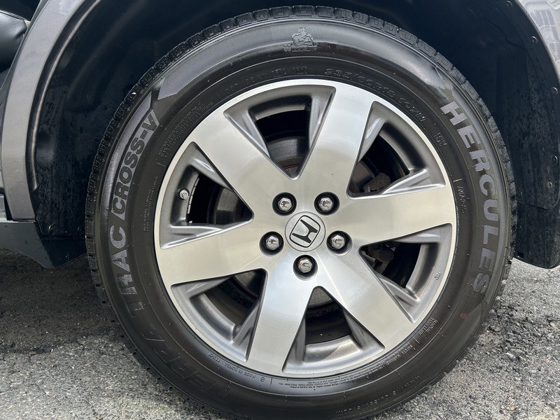2015 Honda Pilot 4WD 4dr Touring w/RES & Navi, available for sale in West Springfield, Massachusetts | Union Street Auto Sales. West Springfield, Massachusetts 2015 Honda Pilot 4WD 4dr Touring w/RES & Navi, available for sale in West Springfield, Massachusetts | Union Street Auto Sales. West Springfield, Massachusetts