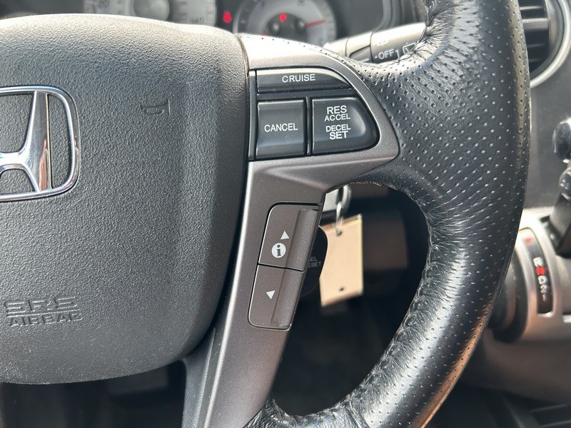 2015 Honda Pilot 4WD 4dr Touring w/RES & Navi, available for sale in West Springfield, Massachusetts | Union Street Auto Sales. West Springfield, Massachusetts 2015 Honda Pilot 4WD 4dr Touring w/RES & Navi, available for sale in West Springfield, Massachusetts | Union Street Auto Sales. West Springfield, Massachusetts