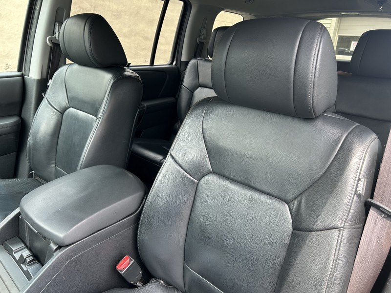 2015 Honda Pilot 4WD 4dr Touring w/RES & Navi, available for sale in West Springfield, Massachusetts | Union Street Auto Sales. West Springfield, Massachusetts 2015 Honda Pilot 4WD 4dr Touring w/RES & Navi, available for sale in West Springfield, Massachusetts | Union Street Auto Sales. West Springfield, Massachusetts