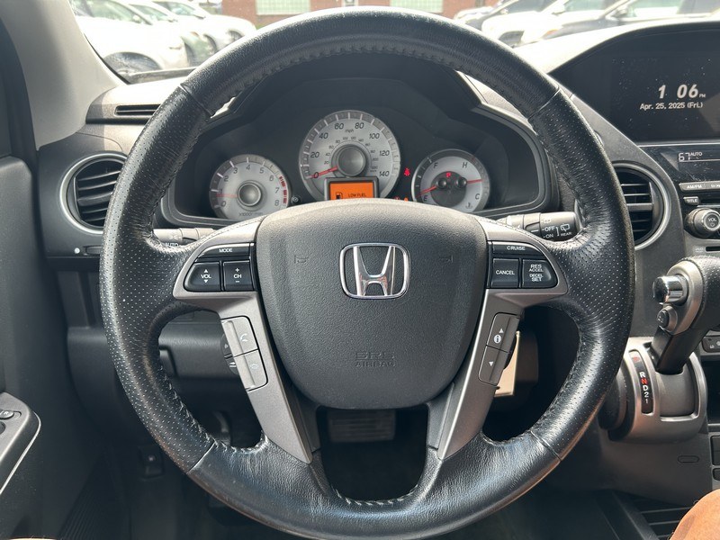 2015 Honda Pilot 4WD 4dr Touring w/RES & Navi, available for sale in West Springfield, Massachusetts | Union Street Auto Sales. West Springfield, Massachusetts 2015 Honda Pilot 4WD 4dr Touring w/RES & Navi, available for sale in West Springfield, Massachusetts | Union Street Auto Sales. West Springfield, Massachusetts