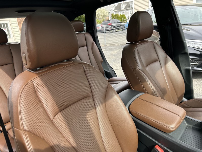 2017 Audi Q7 3.0 TFSI Prestige, available for sale in West Springfield, Massachusetts | Union Street Auto Sales. West Springfield, Massachusetts 2017 Audi Q7 3.0 TFSI Prestige, available for sale in West Springfield, Massachusetts | Union Street Auto Sales. West Springfield, Massachusetts