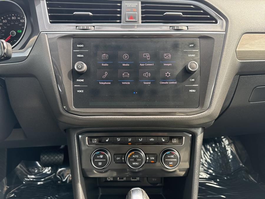 2018 Volkswagen Tiguan 2.0T SE FWD, available for sale in Little Ferry, New Jersey | Victoria Preowned Autos Inc. Little Ferry, New Jersey 2018 Volkswagen Tiguan 2.0T SE FWD, available for sale in Little Ferry, New Jersey | Victoria Preowned Autos Inc. Little Ferry, New Jersey