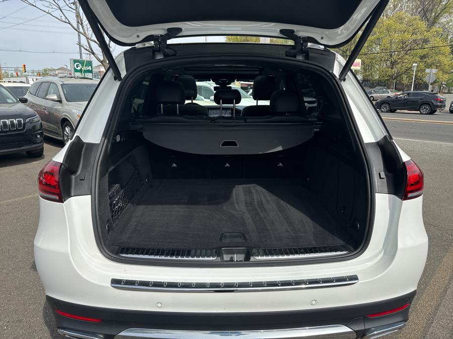 2022 Mercedes-Benz GLE GLE 350 4MATIC SUV, available for sale in Little Ferry, New Jersey | Victoria Preowned Autos Inc. Little Ferry, New Jersey 2022 Mercedes-Benz GLE GLE 350 4MATIC SUV, available for sale in Little Ferry, New Jersey | Victoria Preowned Autos Inc. Little Ferry, New Jersey