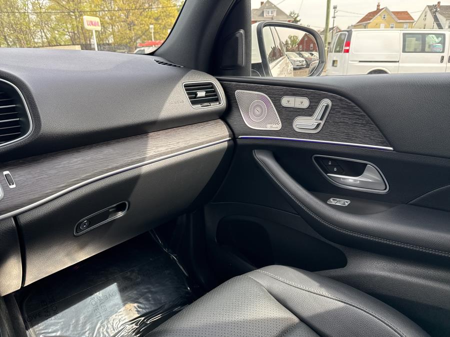 2022 Mercedes-Benz GLE GLE 350 4MATIC SUV, available for sale in Little Ferry, New Jersey | Victoria Preowned Autos Inc. Little Ferry, New Jersey 2022 Mercedes-Benz GLE GLE 350 4MATIC SUV, available for sale in Little Ferry, New Jersey | Victoria Preowned Autos Inc. Little Ferry, New Jersey