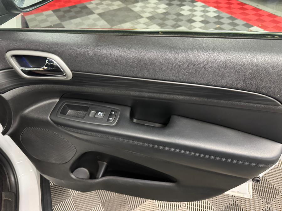 2019 Jeep Grand Cherokee Altitude 4x4, available for sale in West Babylon , New York | MP Motors Inc. West Babylon , New York 2019 Jeep Grand Cherokee Altitude 4x4, available for sale in West Babylon , New York | MP Motors Inc. West Babylon , New York